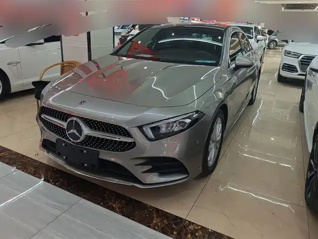 MERCEDES BENZ A CLASS