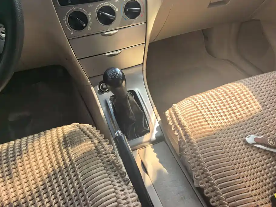 Toyota Corolla — миниатюра 16