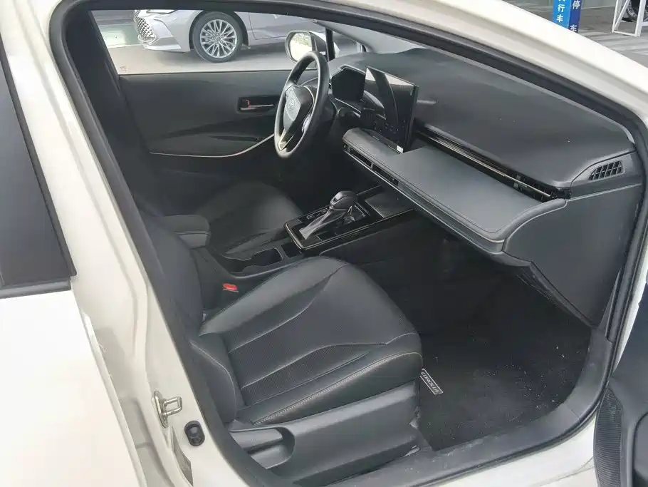 Toyota Corolla — миниатюра 8