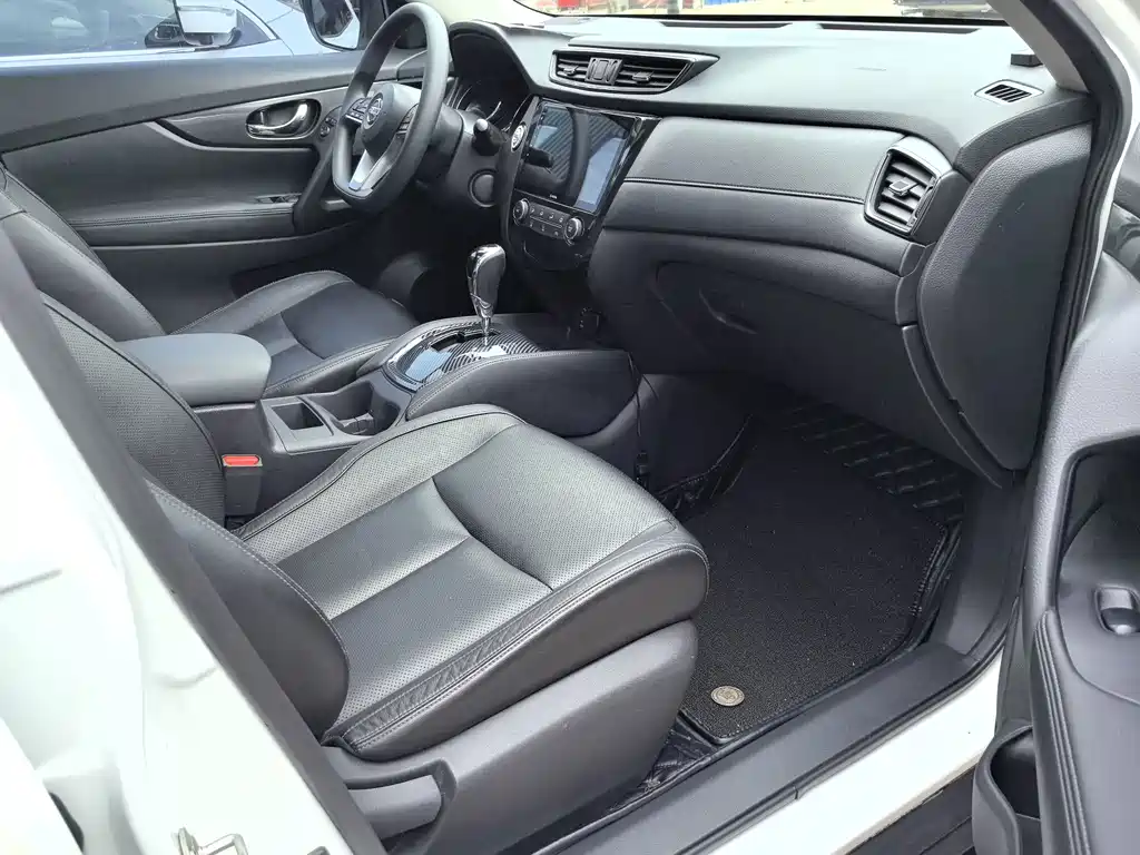 Nissan X-Trail — миниатюра 11