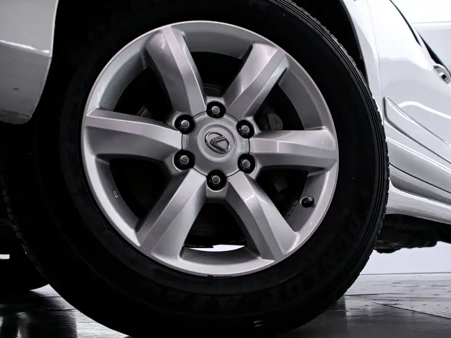 Lexus GX — миниатюра 19