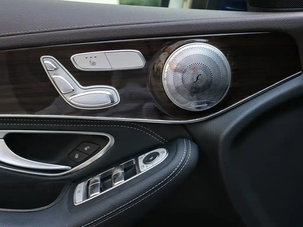 Mercedes-Benz GLC — миниатюра 11