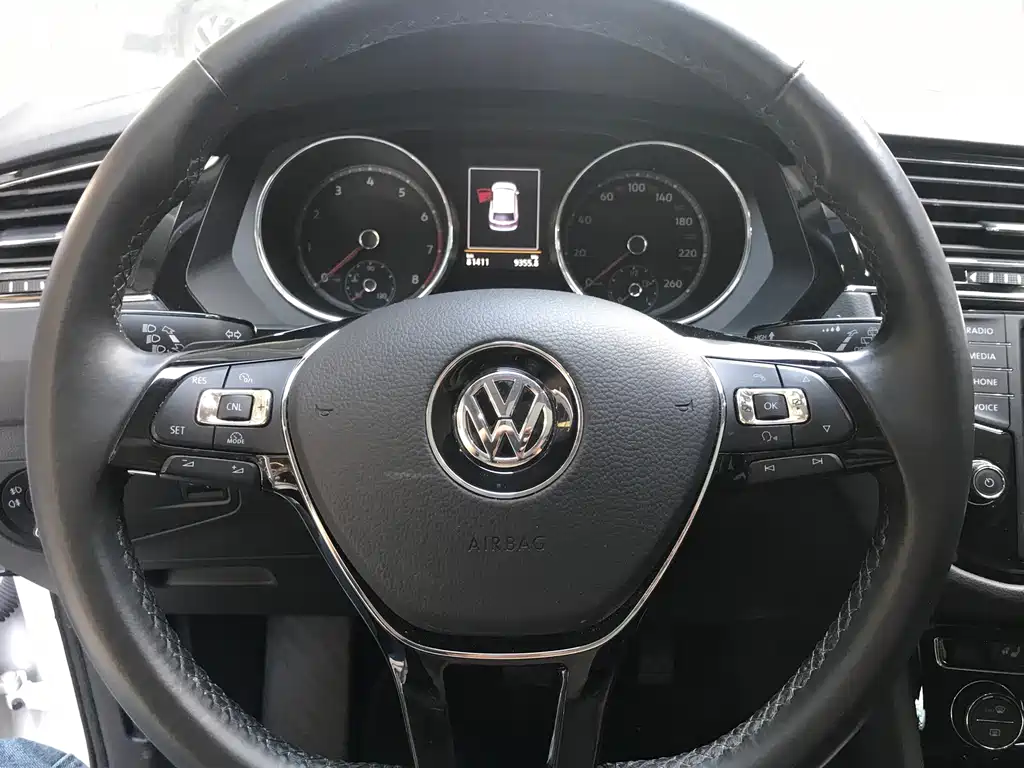 Volkswagen Tiguan L — миниатюра 10