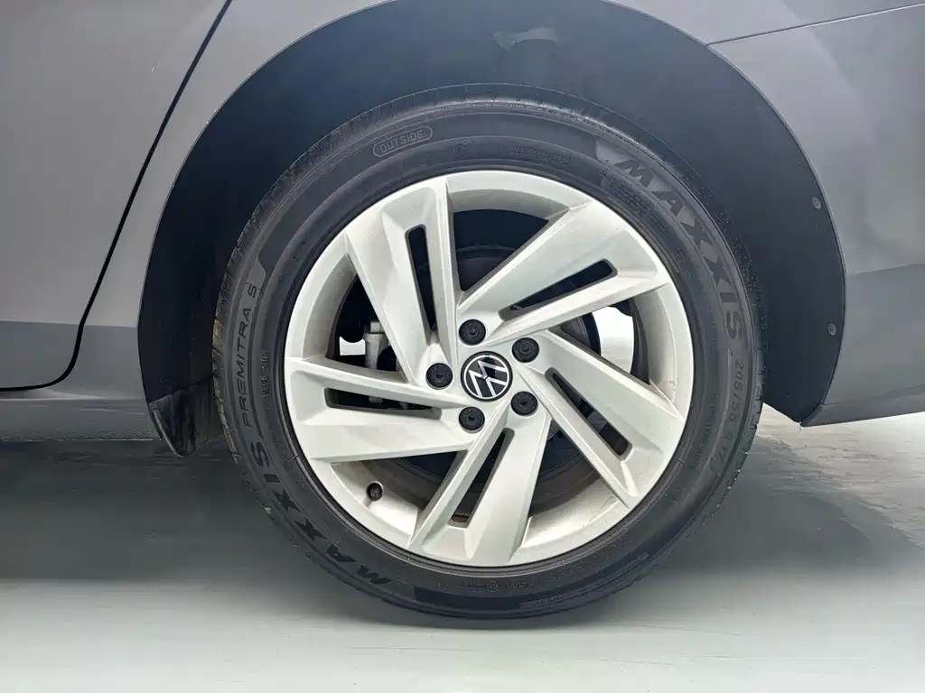 Volkswagen Lamando — миниатюра 10