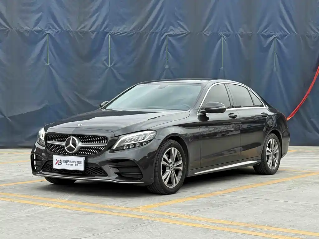Mercedes-Benz C-Class 2021