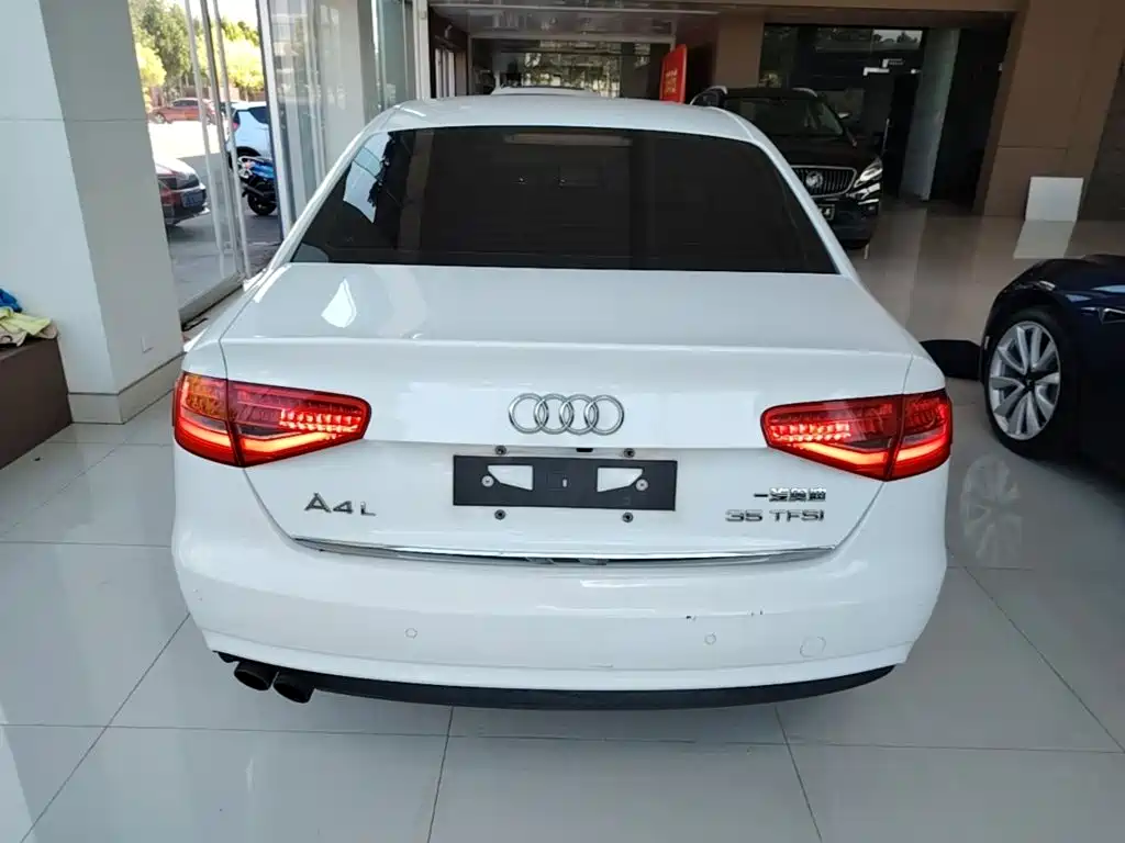 Audi A4L — миниатюра 6