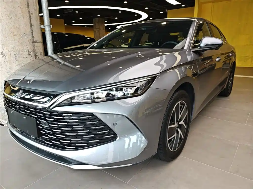 BYD Qin L L 2025 DM-i Smart Drive 120KM