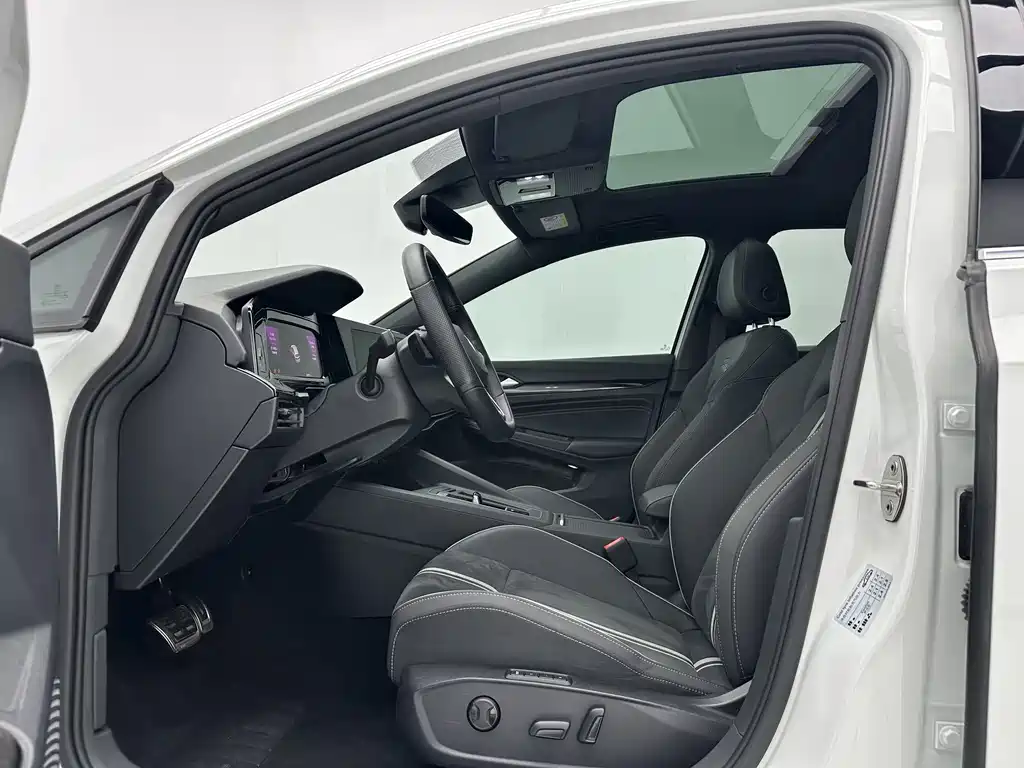 Volkswagen Golf 2021 280TSI DSG R-Line
