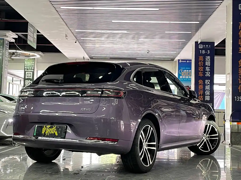 AITO Wenjie AITO M5 — миниатюра 6