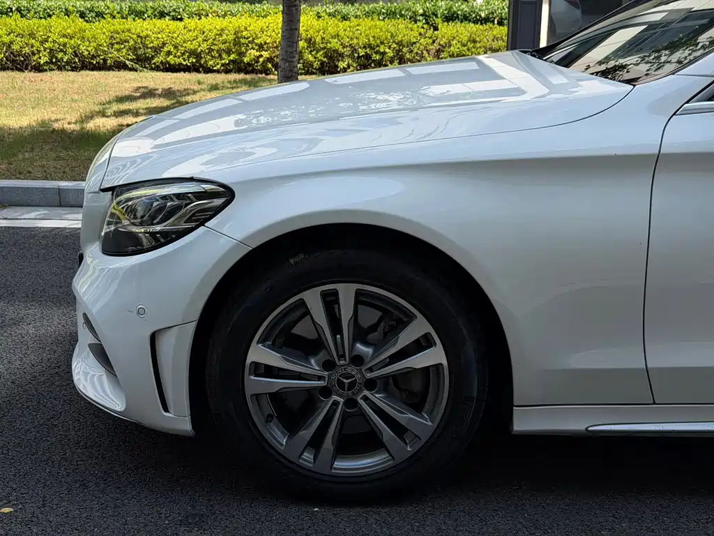 Mercedes-Benz C-Class — миниатюра 22