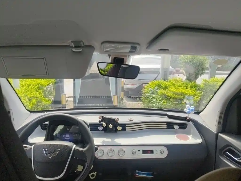 Wuling MINIEV — миниатюра 14
