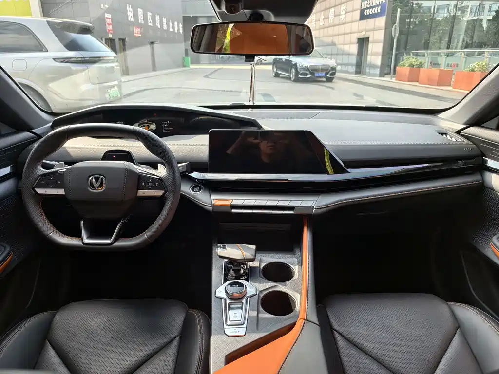 Changan UNI-V — миниатюра 15