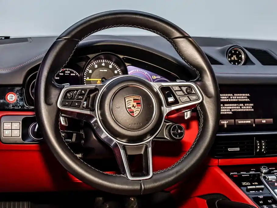Porsche Cayenne Hybrid — миниатюра 26