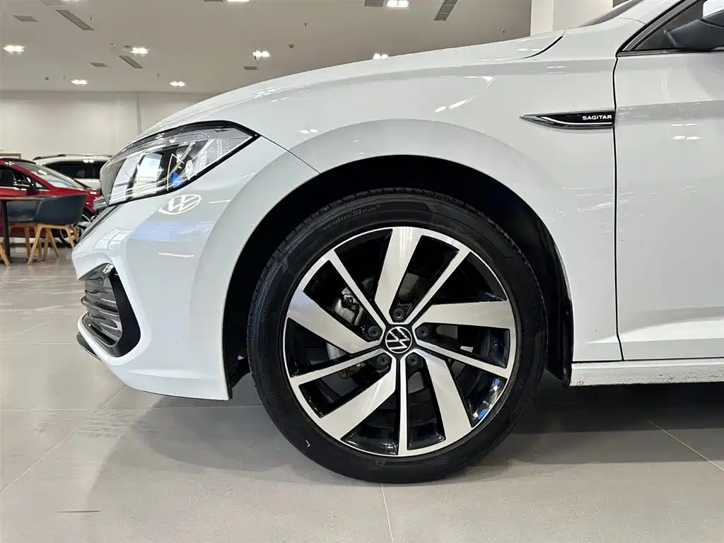 Volkswagen Sagitar — миниатюра 31