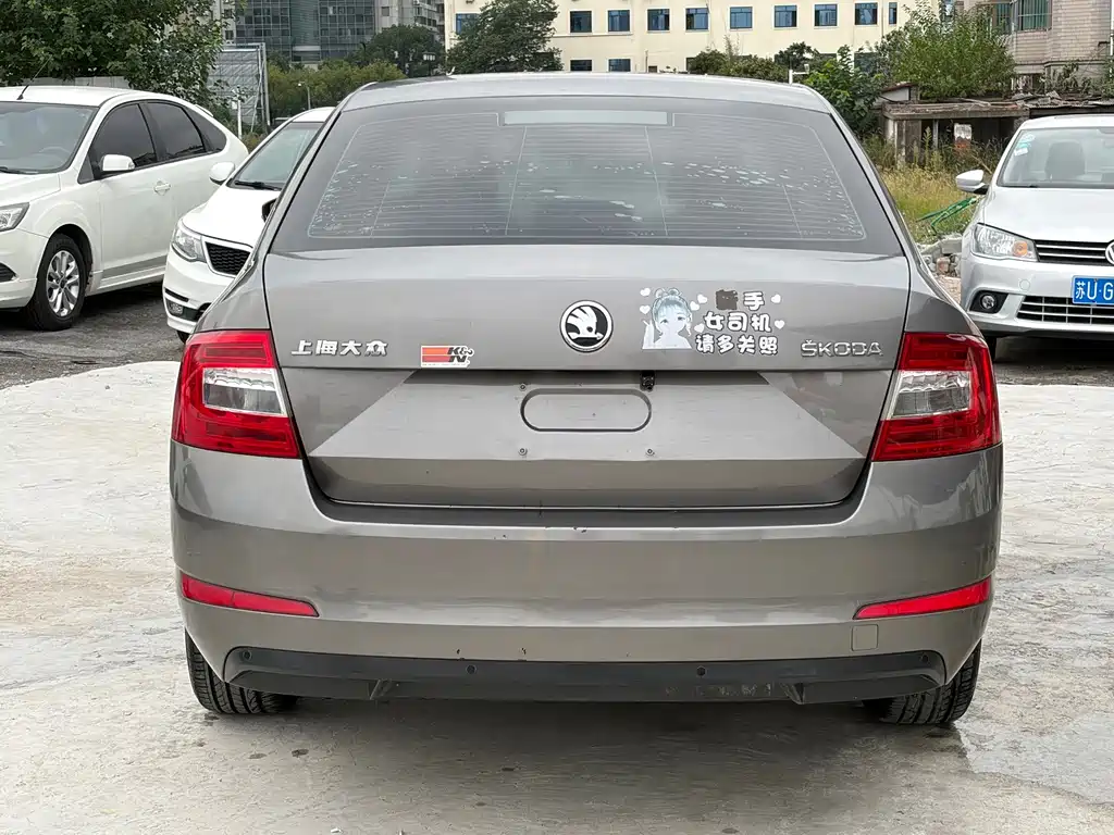 Skoda Octavia — миниатюра 6