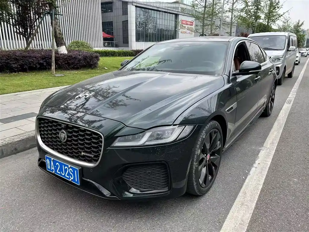 Jaguar XFL 2021