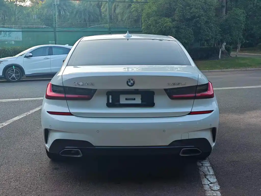 BMW 3 Series — миниатюра 8
