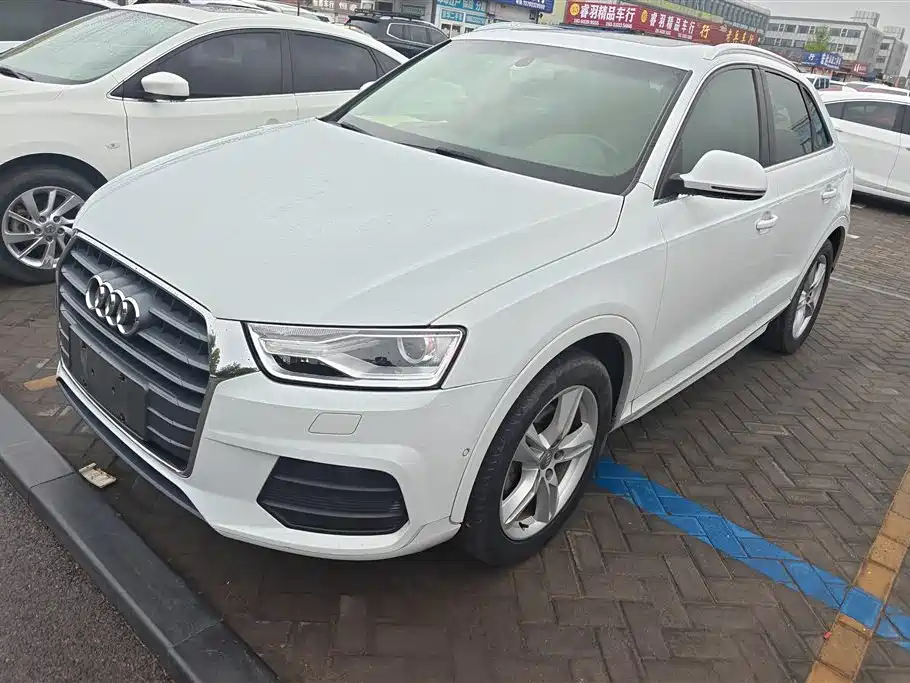 Audi Q3 2016