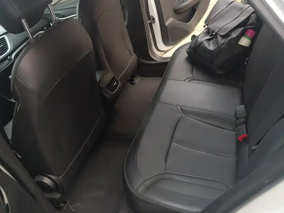Buick Excelle — миниатюра 11
