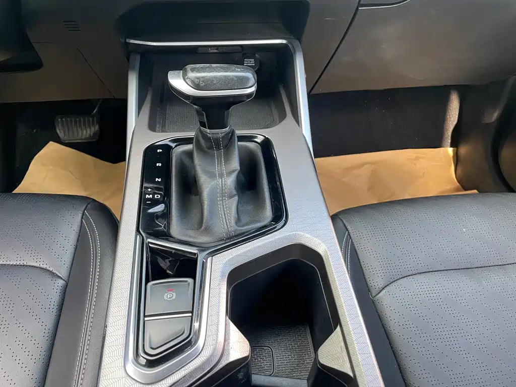 Geely Emgrand - фото 12