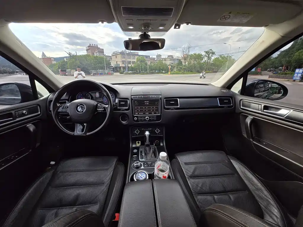 Volkswagen Touareg — миниатюра 5