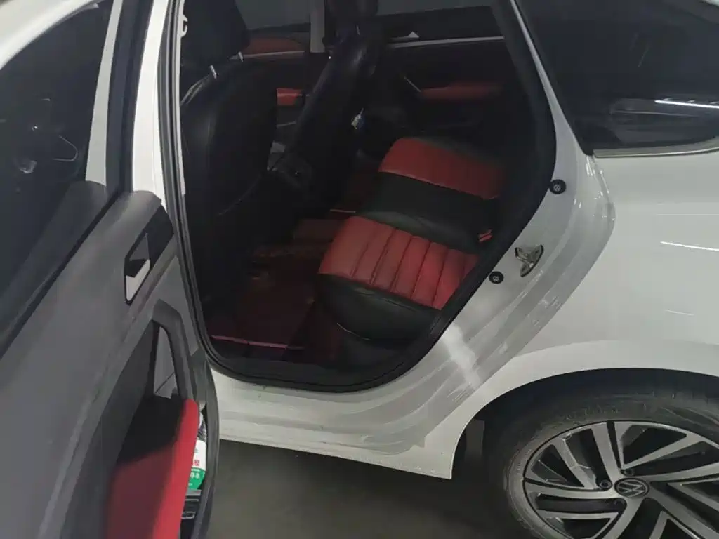 Volkswagen Lavida — миниатюра 19