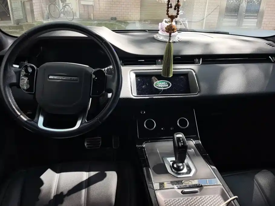 Land Rover Evoque — миниатюра 12
