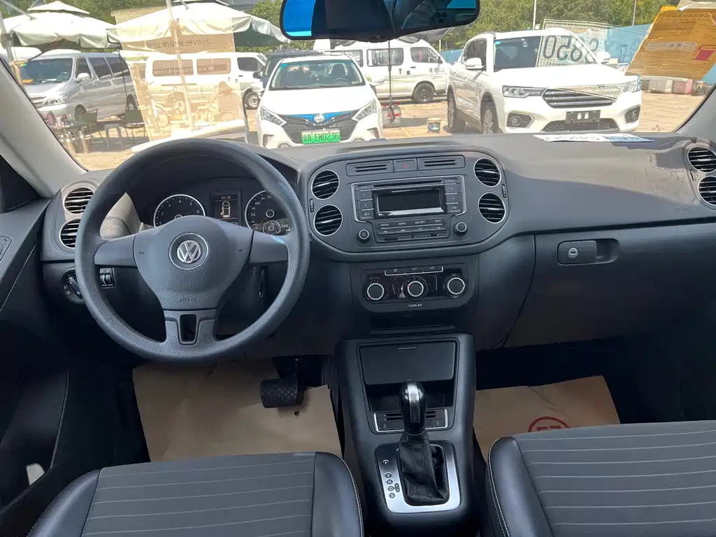 Volkswagen Tiguan — миниатюра 9