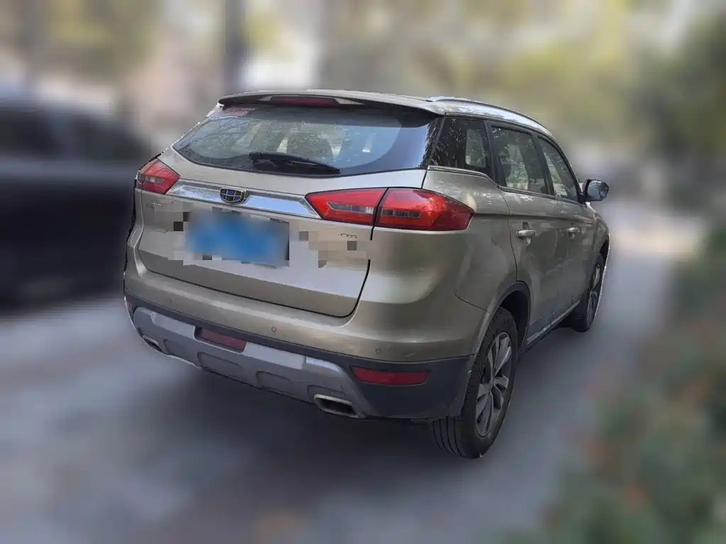 Geely Boyue — миниатюра 4