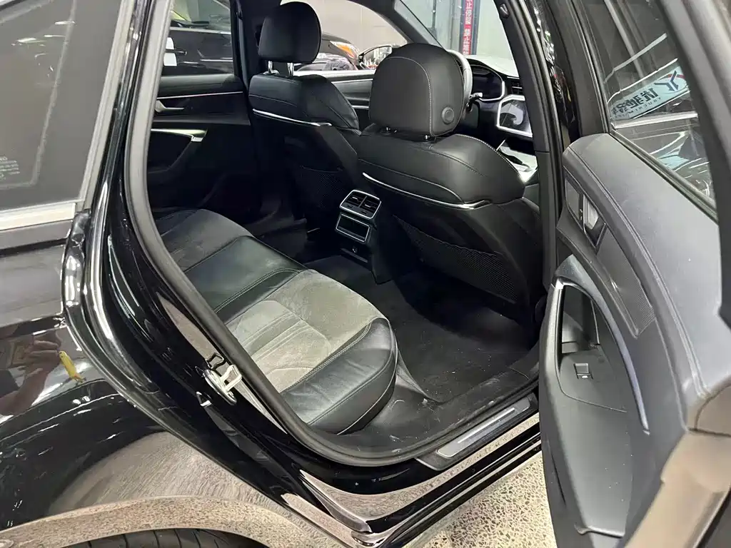 Audi A6L — миниатюра 5