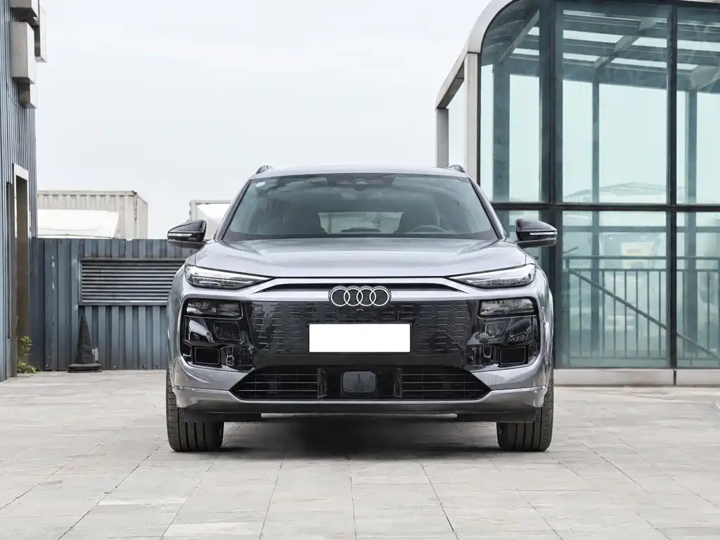 Audi Q6L e-tron — миниатюра 2