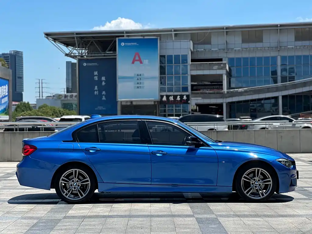 BMW 3 Series — миниатюра 7