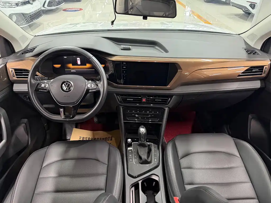 Volkswagen Tharu XR 280TSI 2WD Luxury Edition, фото 7