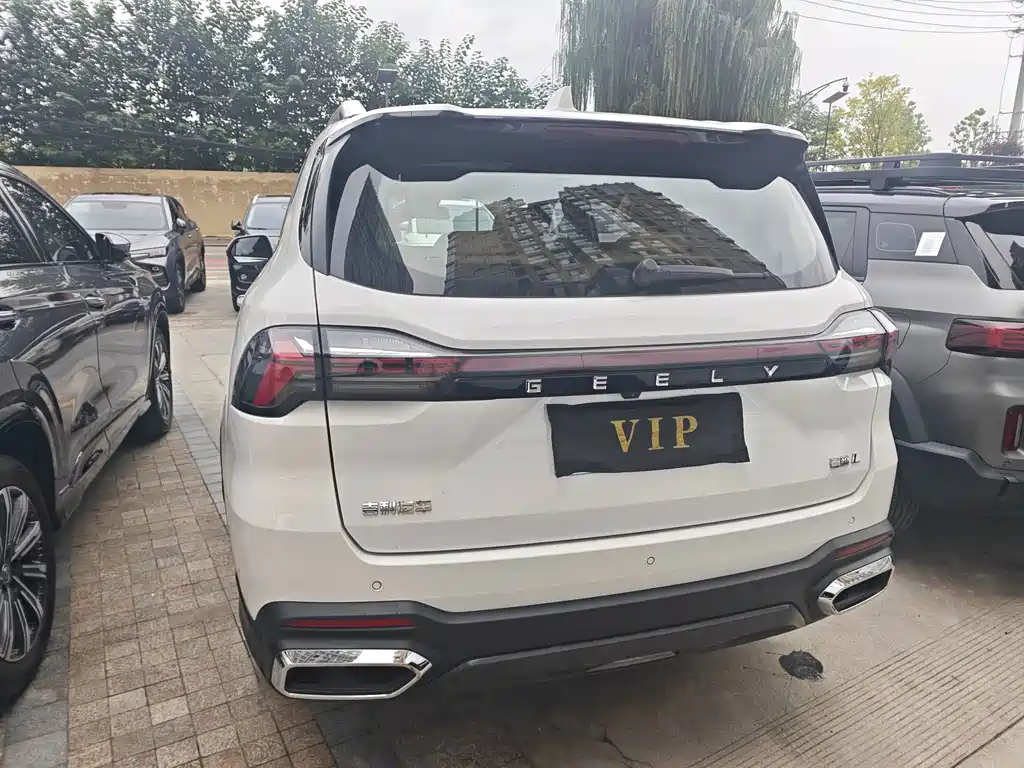 Geely Haoyue L — миниатюра 18
