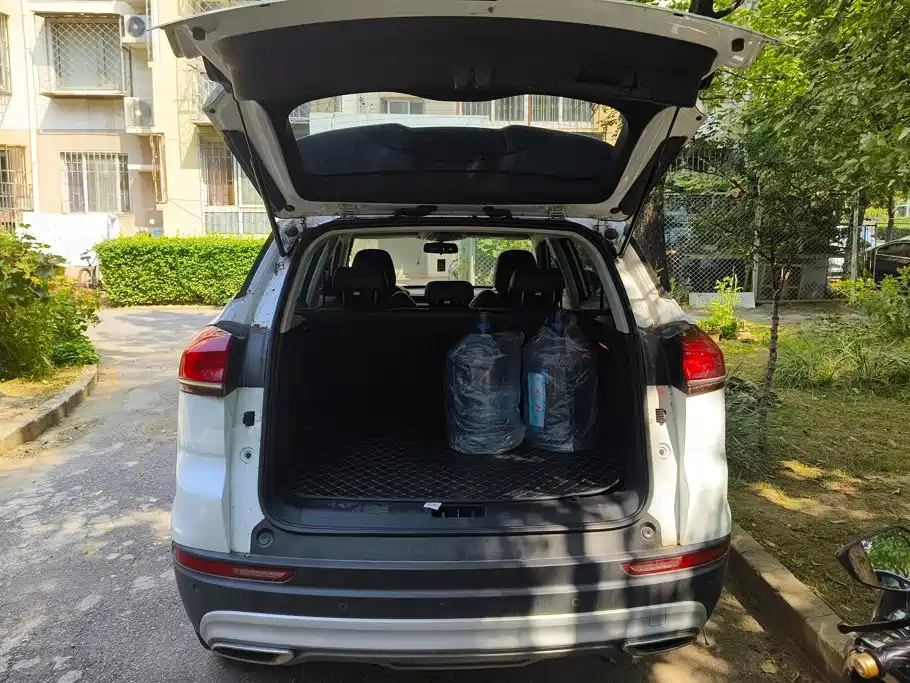 Geely Boyue — миниатюра 4