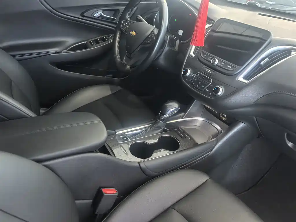 Chevrolet Malibu XL — миниатюра 14