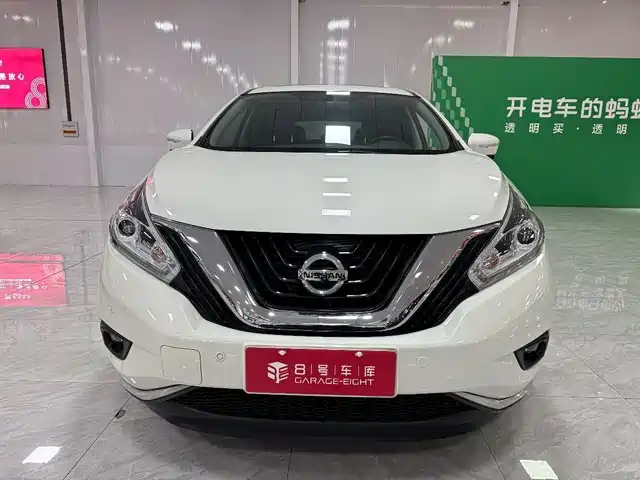 NISSAN LOULAN