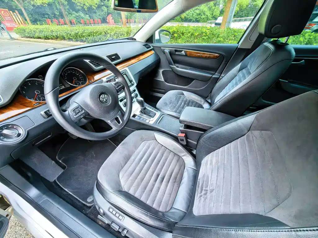 Volkswagen Magotan (Import) — миниатюра 6