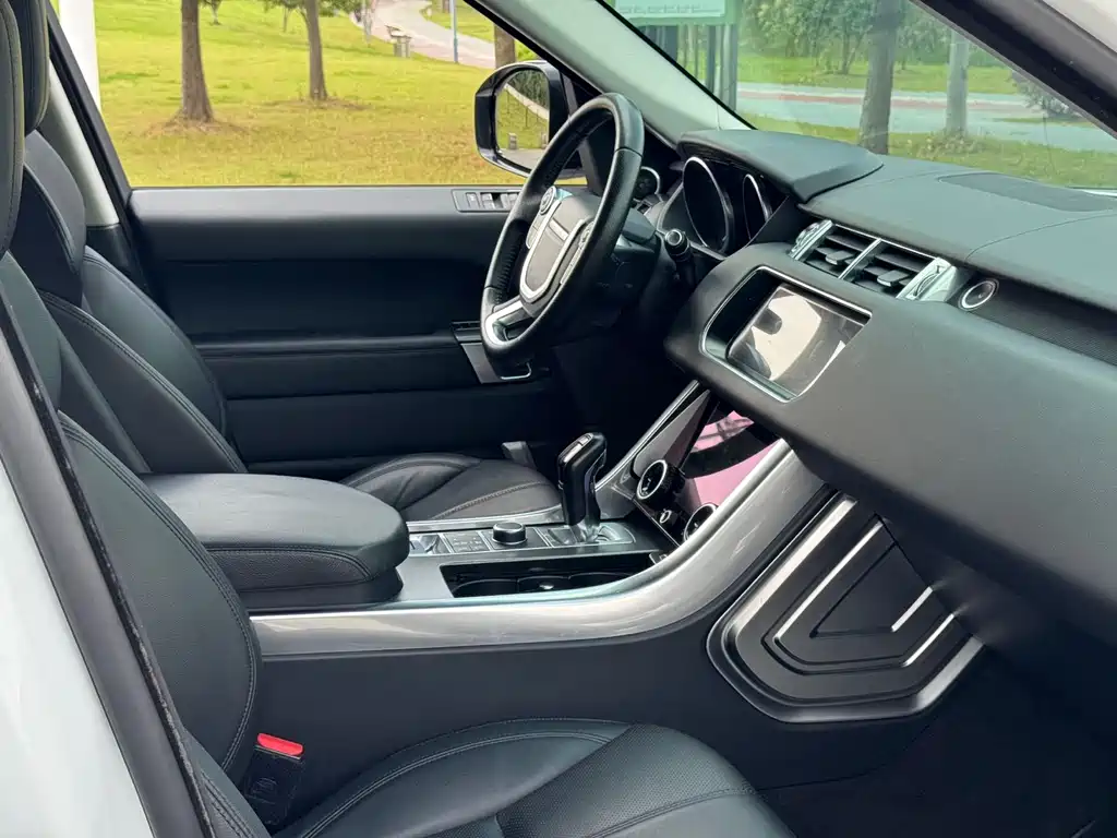 Land Rover Sport — миниатюра 9