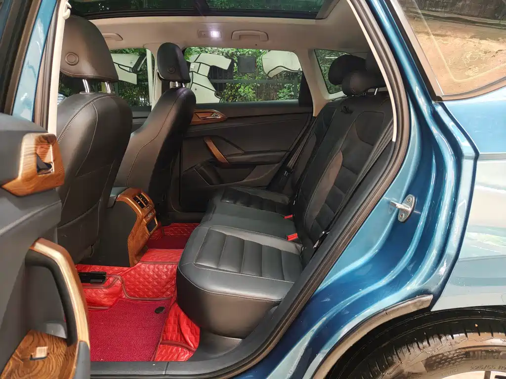 Volkswagen Tharu 2019 280TSI Comfort V
