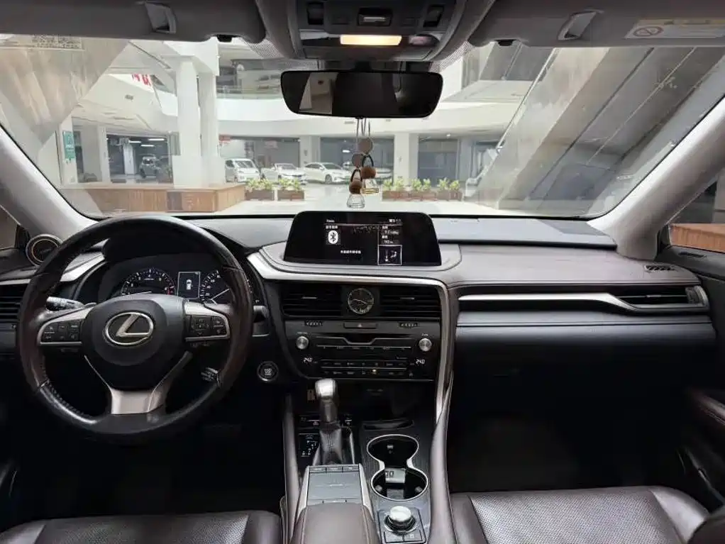Lexus RX — миниатюра 7