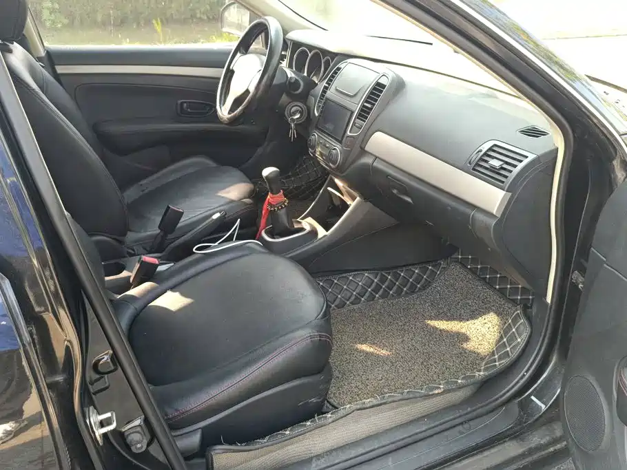 Nissan Sylphy — миниатюра 8
