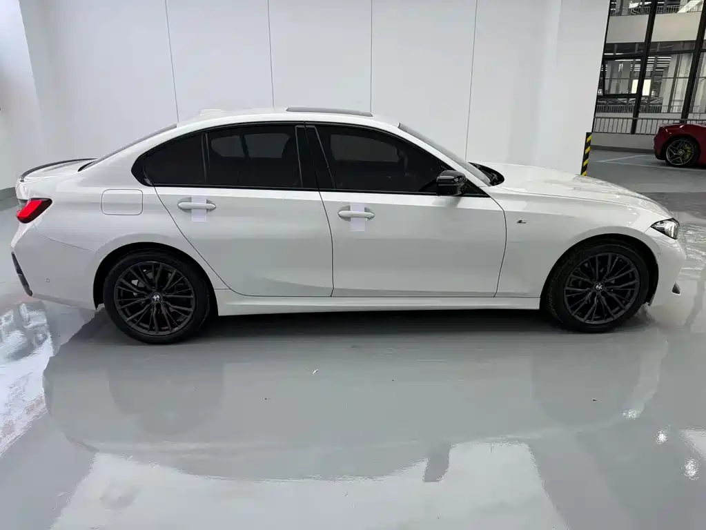 BMW 3 Series — миниатюра 4