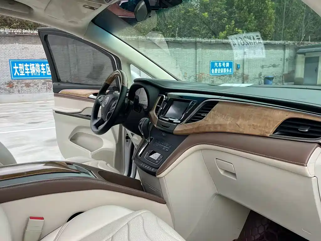 Buick GL8 2018 ES 28T Comfort VI