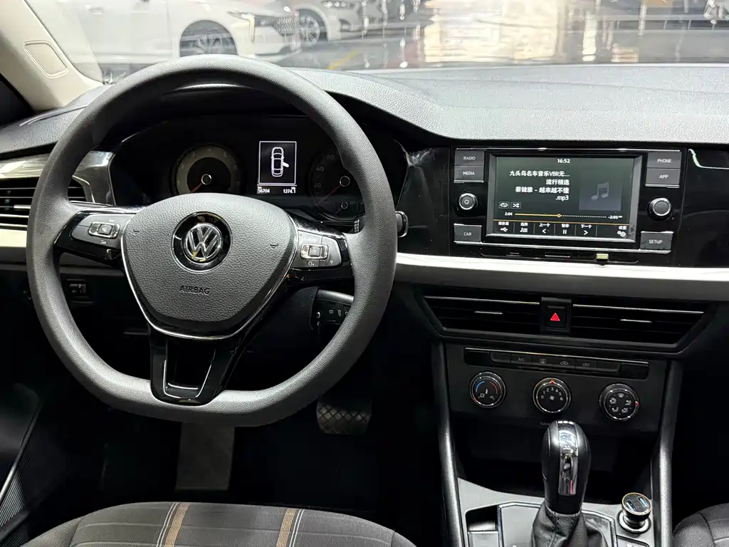 Volkswagen Lavida — миниатюра 19