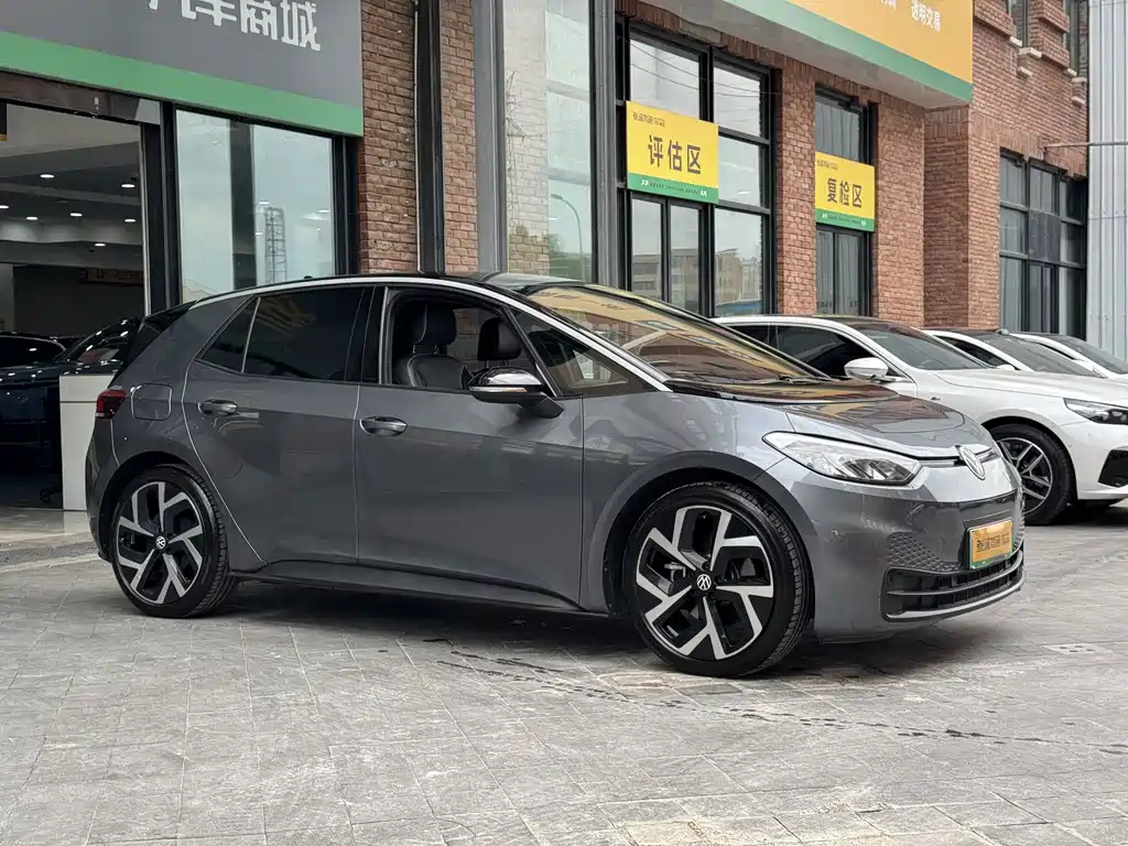 Volkswagen ID.3 — миниатюра 3