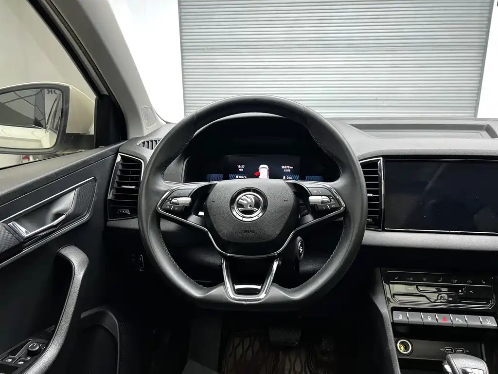 Skoda Karoq — миниатюра 5