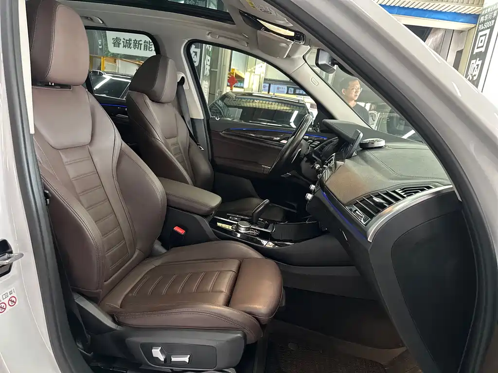 BMW X3 — миниатюра 14
