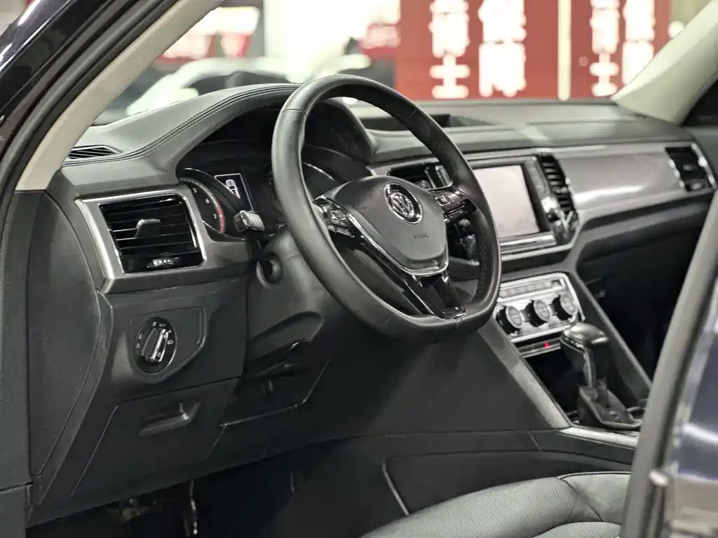 Volkswagen Teramont — миниатюра 23