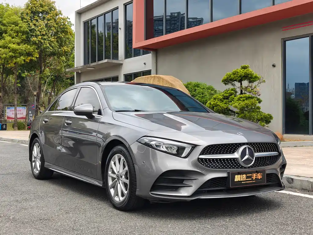 Mercedes-Benz A-Class A 2022 A 200 L Sport Fashion